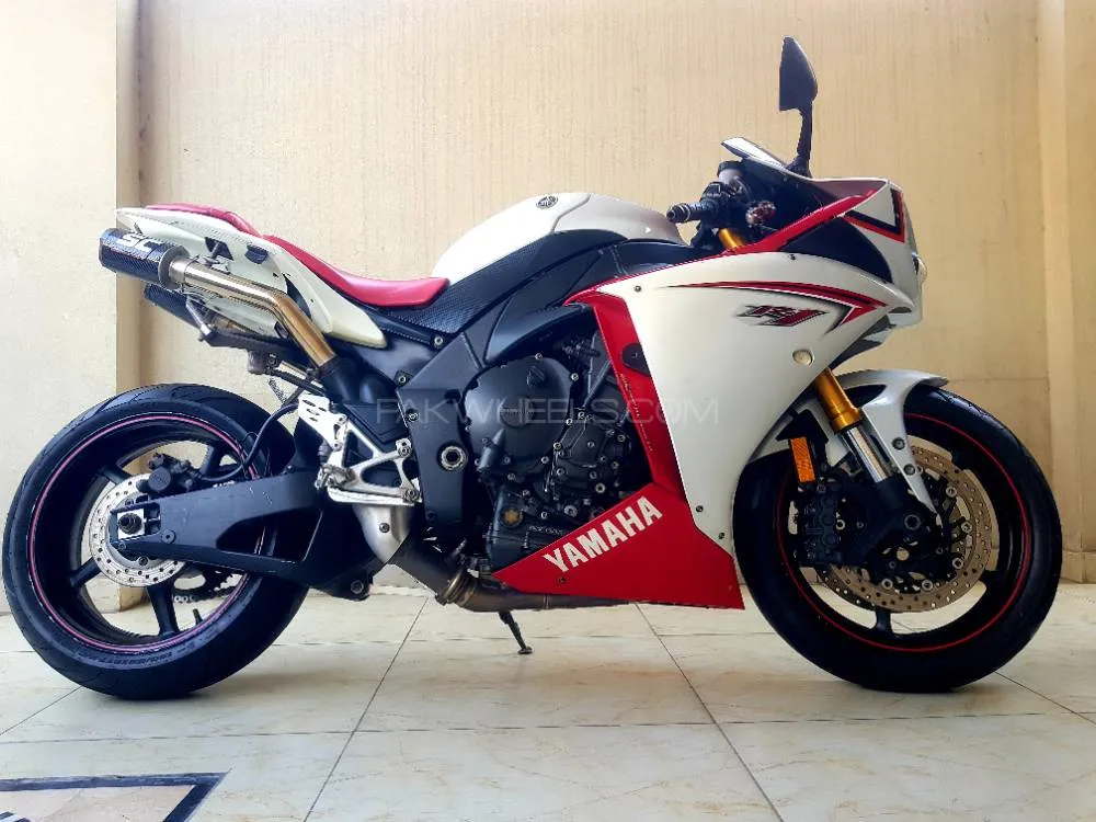 Yamaha YZF-R1 2009 for Sale Image-1