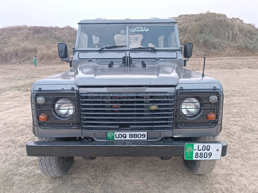 Land Rover Defender 1969 for Sale in Lahore Image-1