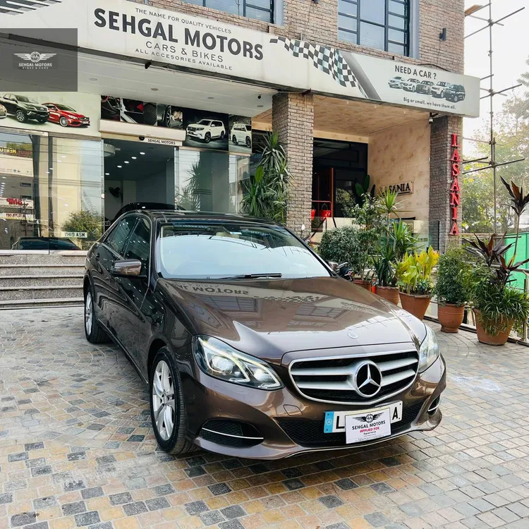 Mercedes Benz E Class 2014 for Sale in Islamabad Image-1
