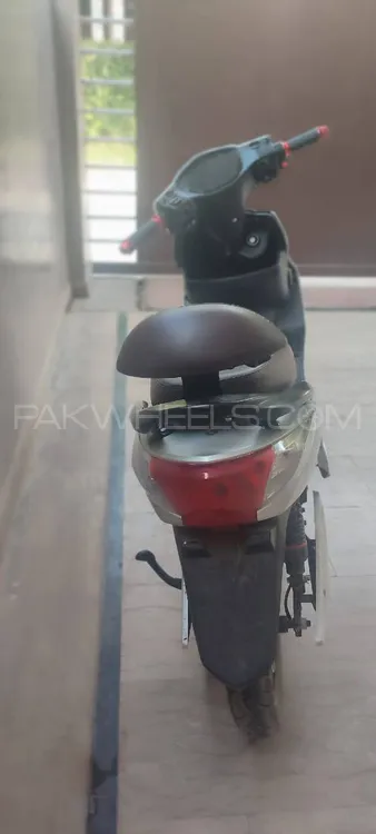 وائی جے فیوچر Mehran 2024 for Sale وائی جے فیوچر Mehran 2024 for Sale Image-2