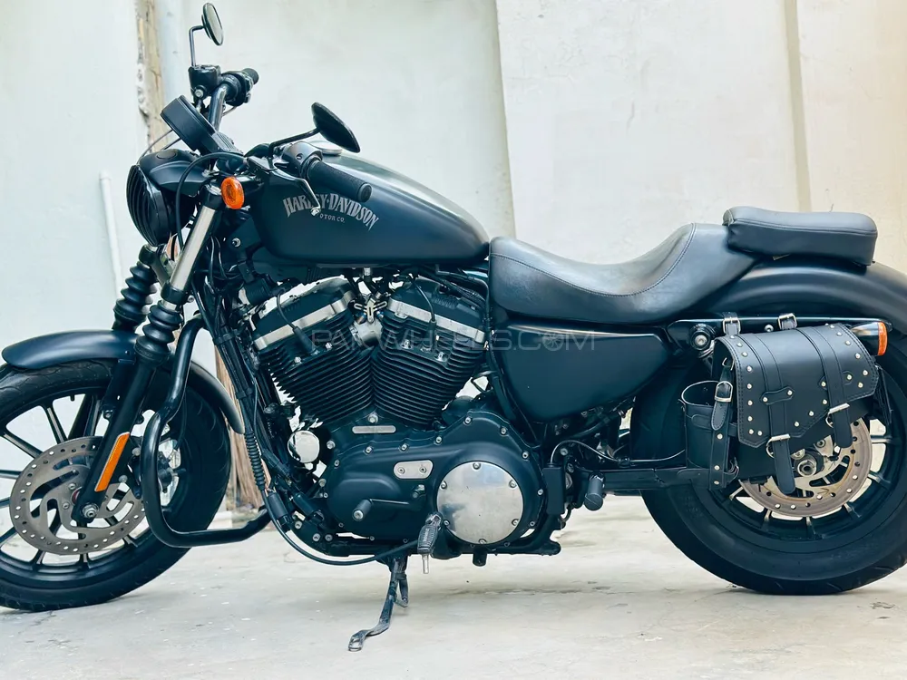 Harley Davidson 883 Custom 2015 for Sale Image-1