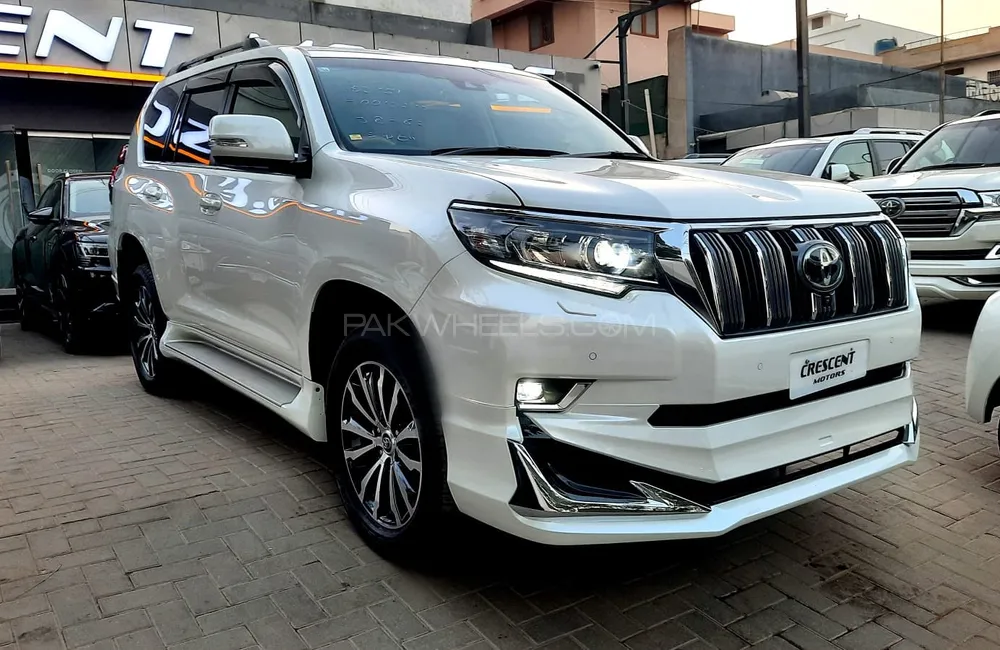 Toyota Prado 2020 for Sale in Karachi Image-1