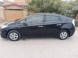 Toyota Prius S LED Edition 1.8 2011 for Sale