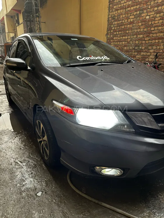 Honda City 2018 for Sale in Lahore Image-1