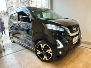 Nissan Dayz Highway Star S hybrid X pro pilot 2020 for Sale