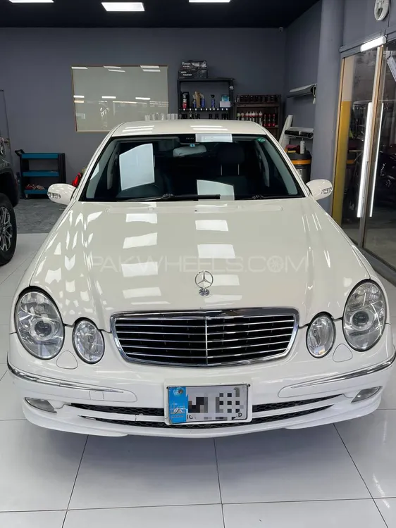 Mercedes Benz E Class 2005 for Sale in Islamabad Image-1