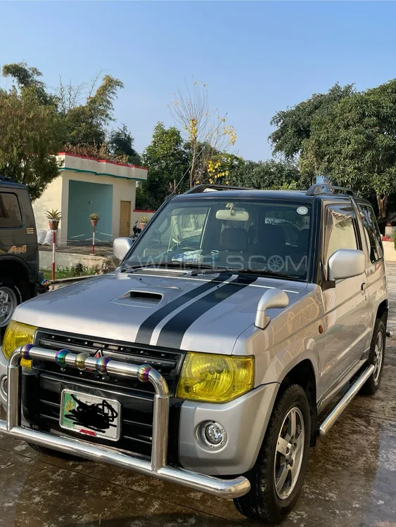 Mitsubishi Pajero 2012 for Sale in Kashmir Image-1