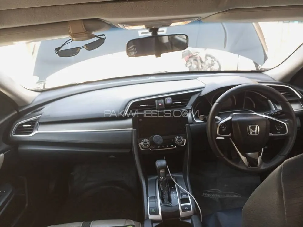 Honda Civic 2021 for Sale in Faisalabad Honda Civic 2021 for Sale in Faisalabad Image-10