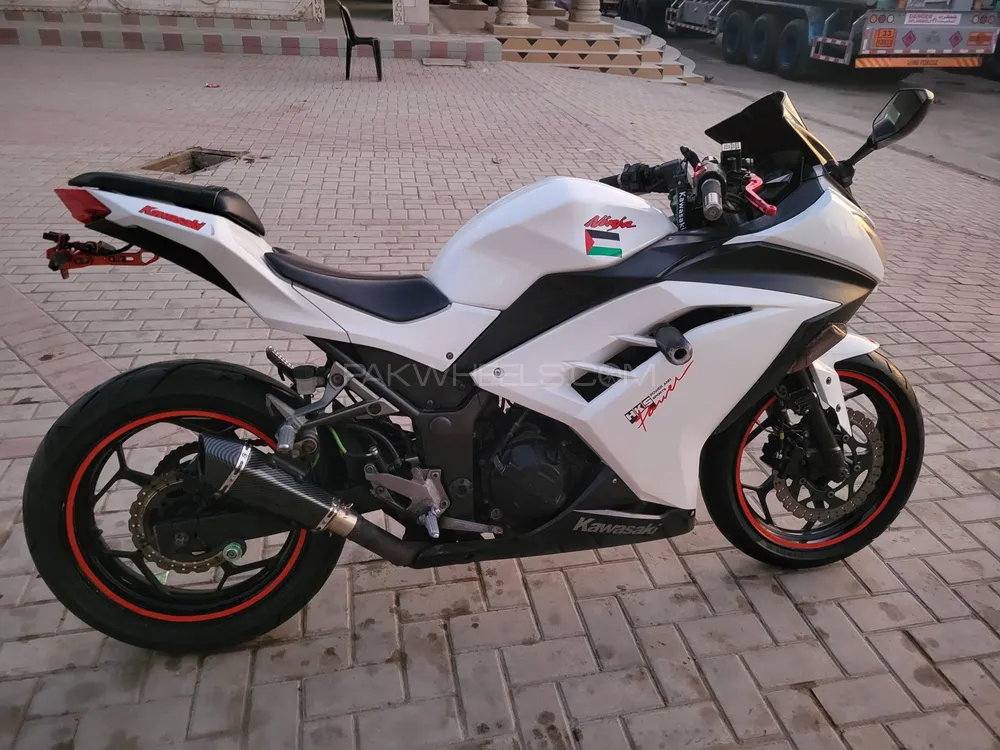 Kawasaki Ninja ZX300 2013 for Sale Kawasaki Ninja ZX300 2013 for Sale Image-8