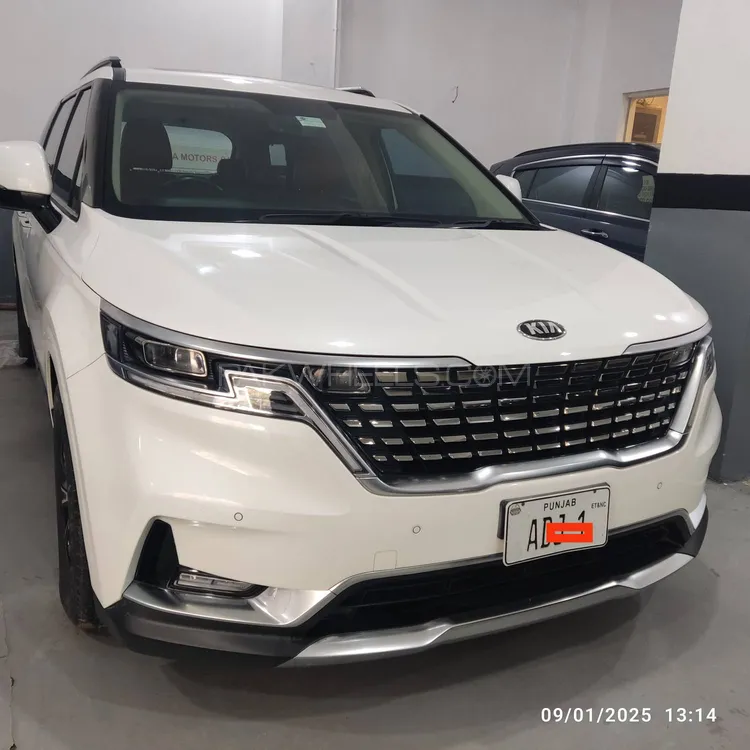 KIA Carnival 2021 for Sale in Lahore Image-1