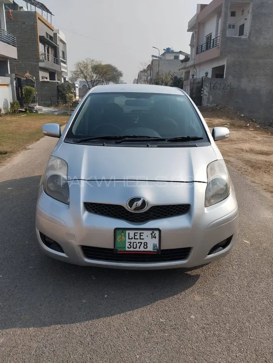 Toyota Vitz 2014 for Sale in Islamabad Image-1