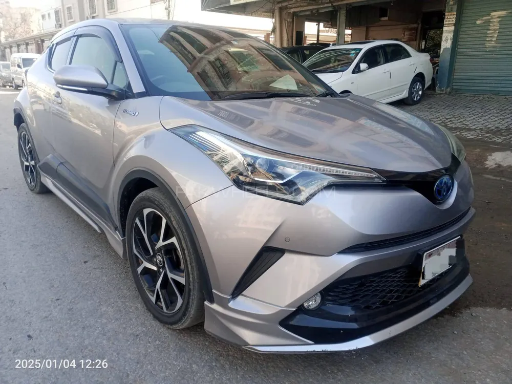 Toyota C-HR 2017 for Sale in Karachi Image-1