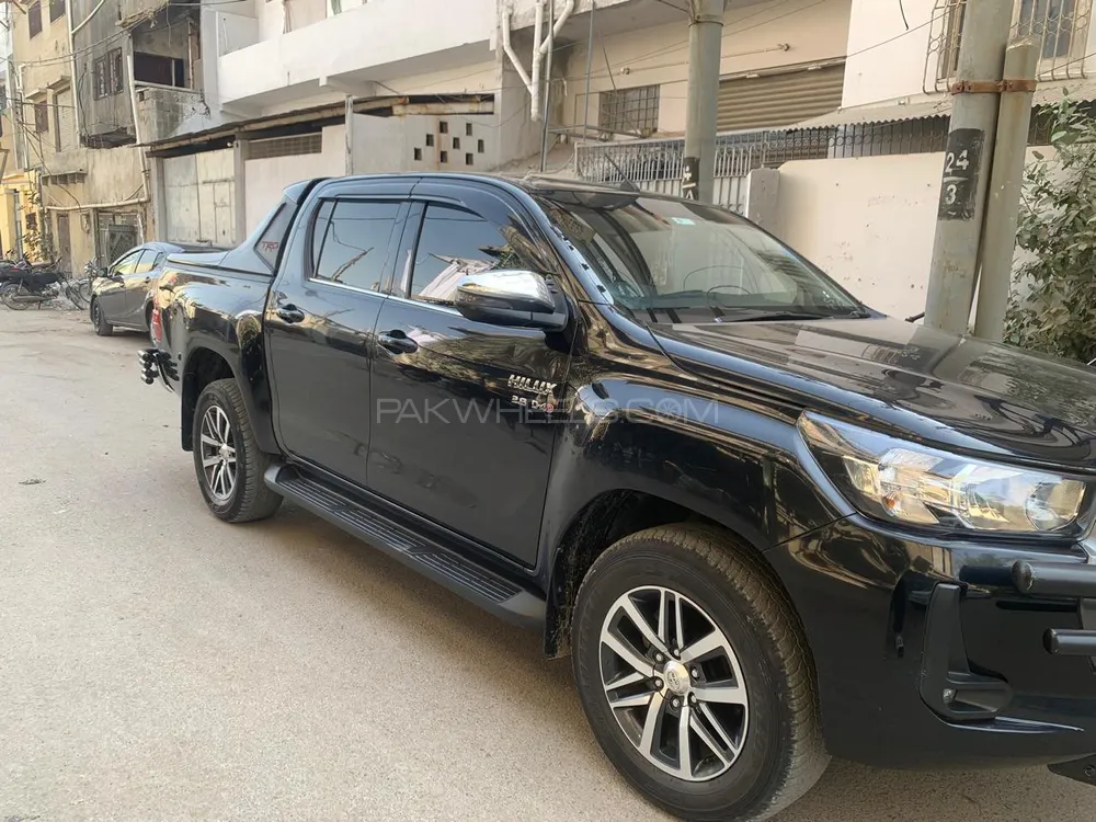 ٹویوٹا ہائیلکس 2022 for Sale in کراچی ٹویوٹا ہائیلکس 2022 for Sale in کراچی Image-3