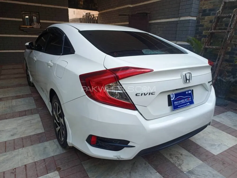 Honda Civic 2017 for Sale in Lahore Honda Civic 2017 for Sale in Lahore Image-5