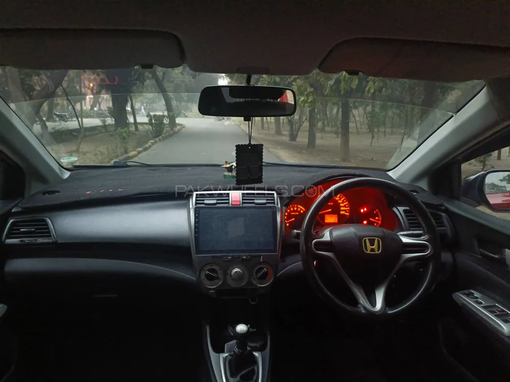 Honda City 2011 for Sale in Lahore Image-1
