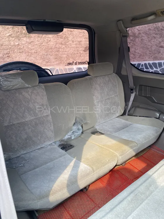 Toyota Prado 2001 for Sale in Islamabad Toyota Prado 2001 for Sale in Islamabad Image-16