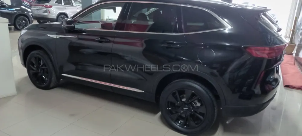 Haval H6 2024 for Sale in Lahore Haval H6 2024 for Sale in Lahore Image-3