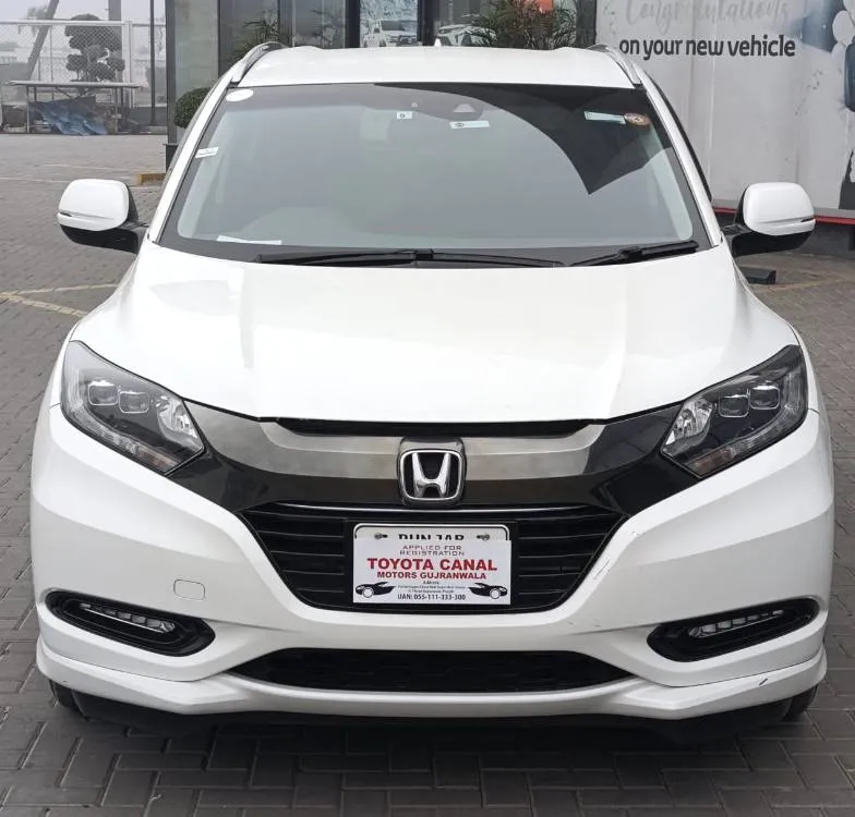 Honda Vezel 2017 for Sale in Gujranwala Image-1