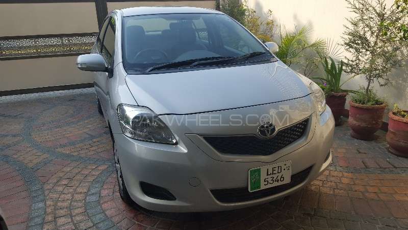 Toyota Belta 2009 for Sale in Lahore Image-1