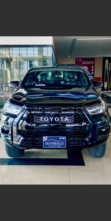 Toyota Hilux 2025 for Sale in Gujranwala Image-1