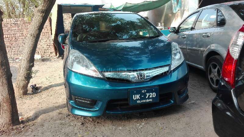 Honda Fit 2012 for Sale in Faisalabad Image-1