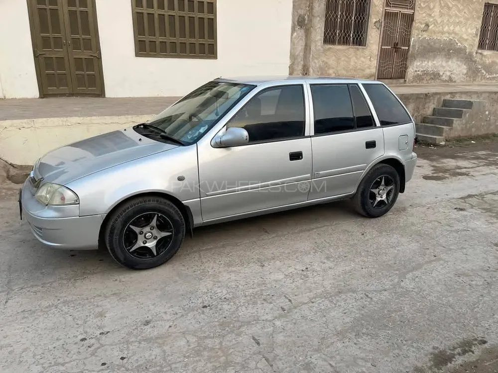 Suzuki Cultus 2002 for Sale in Okara Image-1