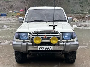 Mitsubishi Pajero Exceed 2.8D 1993 for Sale