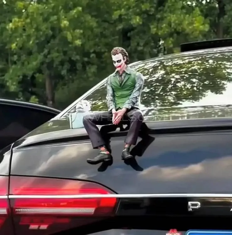 Anime Detective Comics Joker Sitting Model Car Ornament Image-1