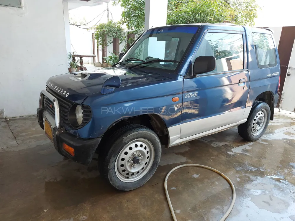 Mitsubishi Pajero Mini 1996 for Sale in Karachi Image-1