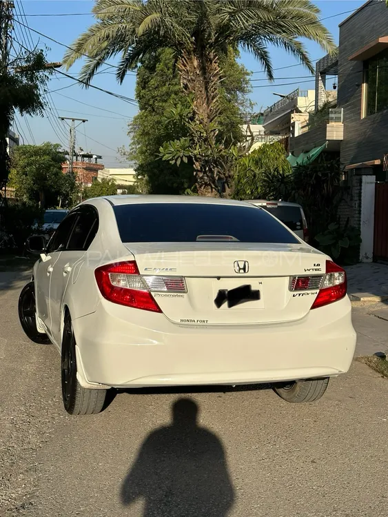 Honda Civic 2014 for Sale in Lahore Image-1