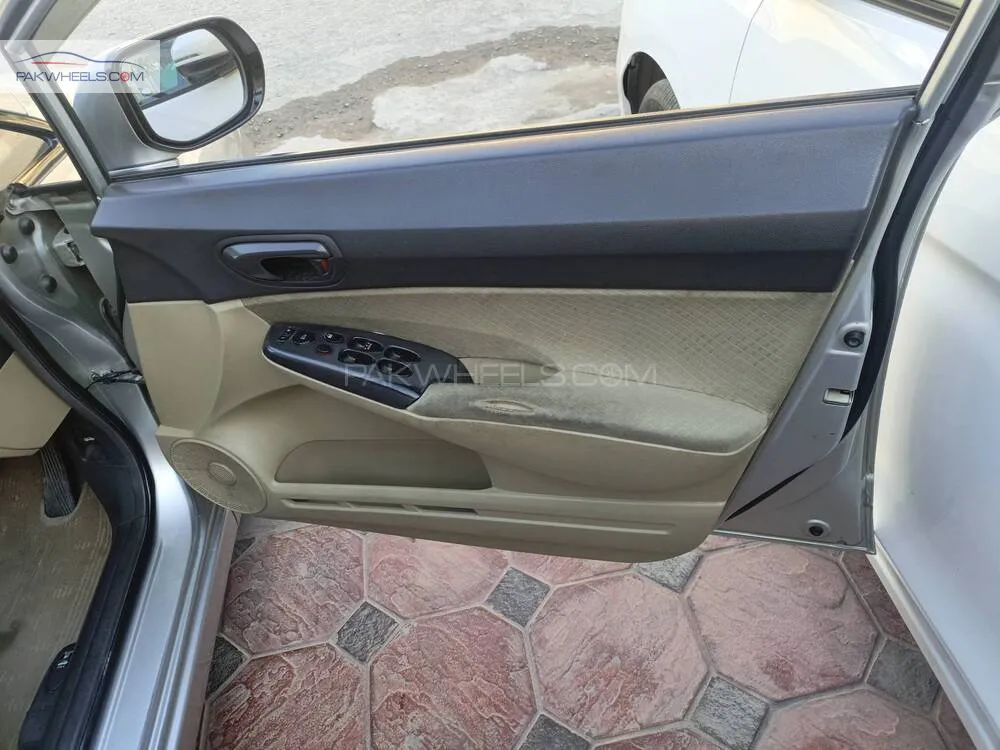 ہونڈا سوک 2010 for Sale in اسلام آباد ہونڈا سوک 2010 for Sale in اسلام آباد Image-14