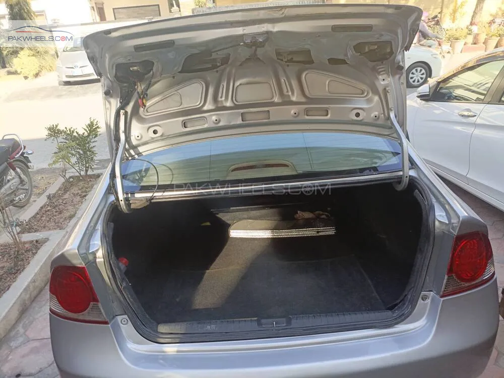 ہونڈا سوک 2010 for Sale in اسلام آباد ہونڈا سوک 2010 for Sale in اسلام آباد Image-9