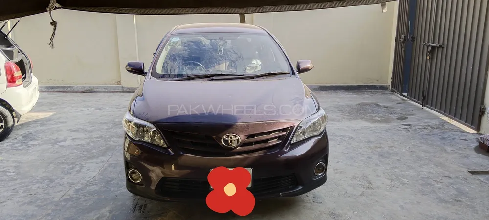 Toyota Corolla 2013 for Sale in Lahore Image-1