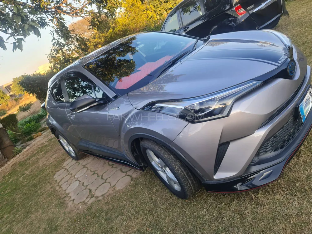 Toyota C-HR 2018 for Sale in Gujranwala Image-1
