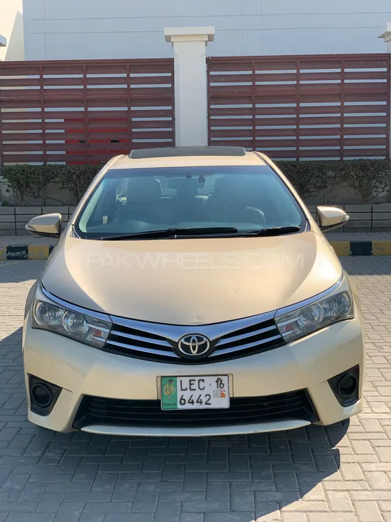 Toyota Corolla 2016 for Sale in Lahore Image-1