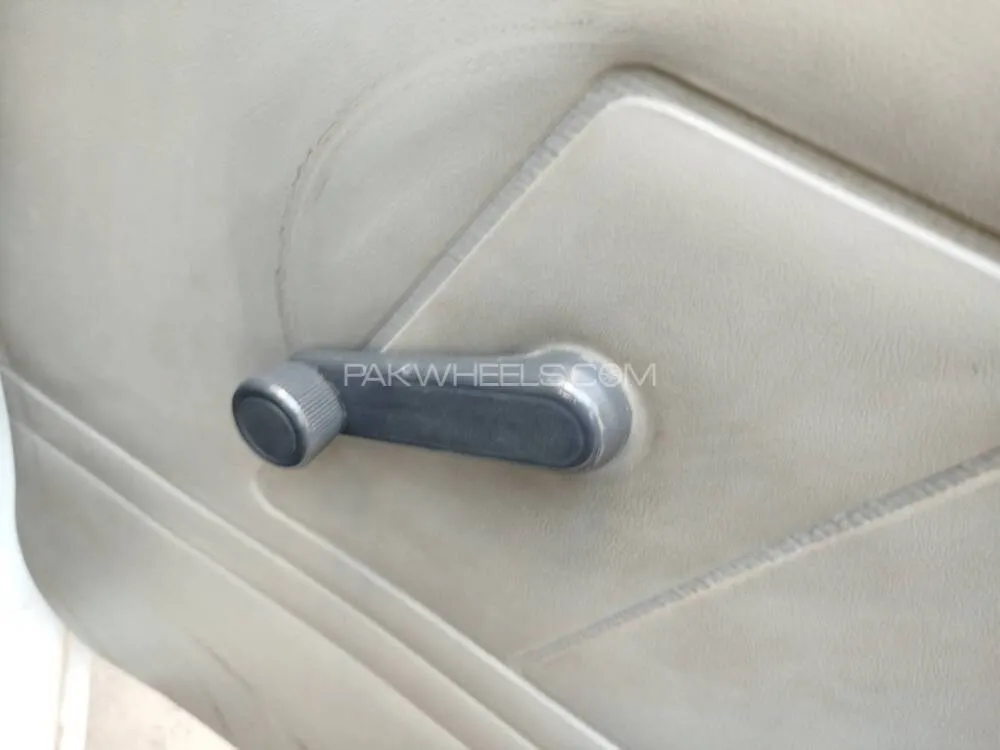 Suzuki Mehran 2007 for Sale in Karachi Suzuki Mehran 2007 for Sale in Karachi Image-12