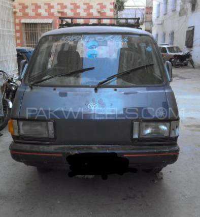 Toyota Town Ace 1982 for Sale in Karachi Image-1