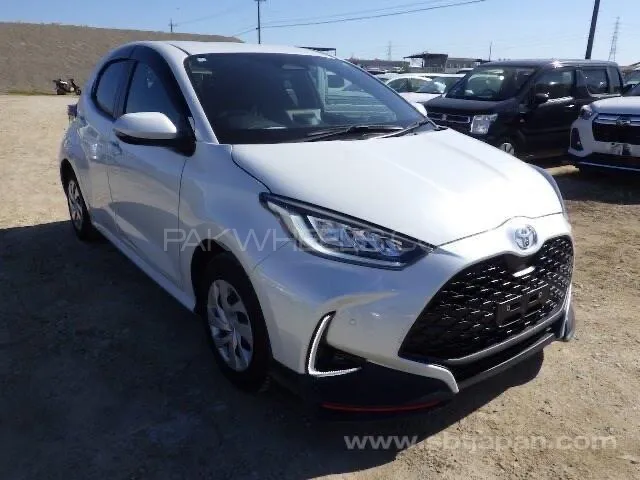 Toyota Yaris Hatchback 2024 for Sale in Lahore Image-1