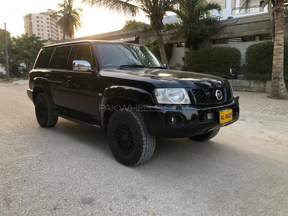 Nissan Patrol 2005 for Sale in Karachi Nissan Patrol 2005 for Sale in Karachi Image-2