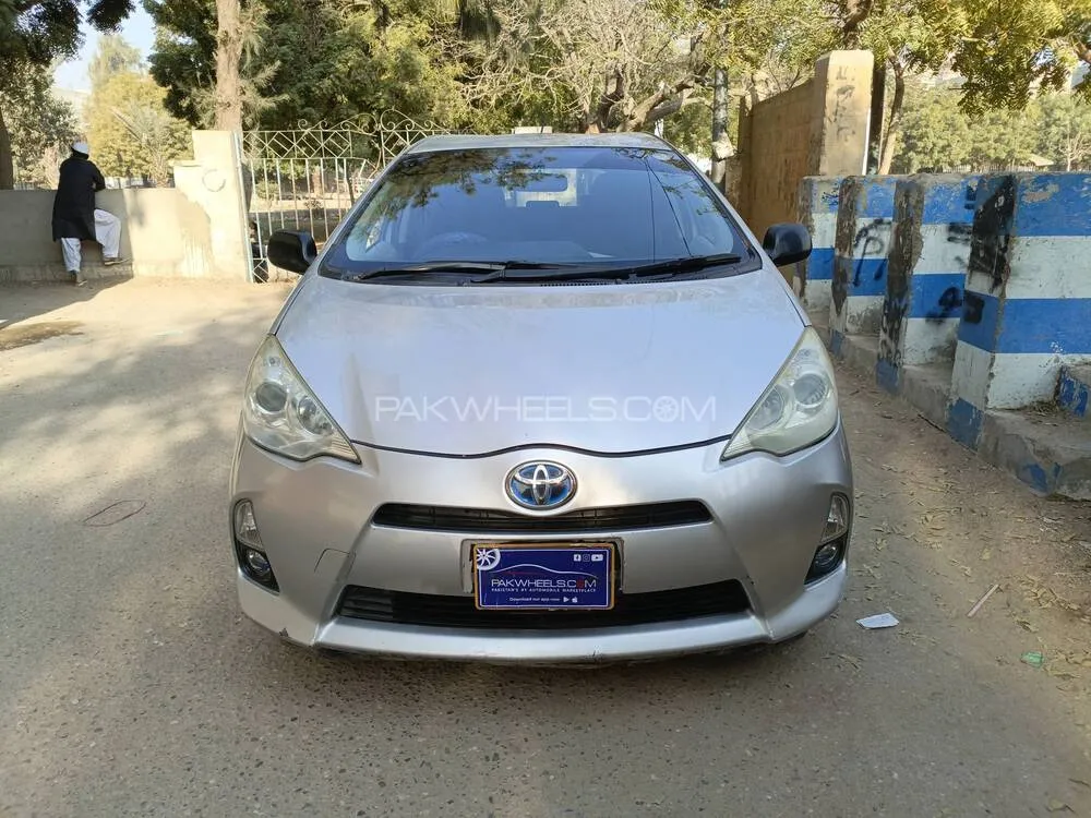 Toyota Aqua 2013 for Sale in Karachi Image-1