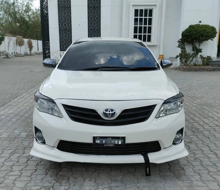 Toyota Corolla 2014 for Sale in Taunsa sharif Image-1
