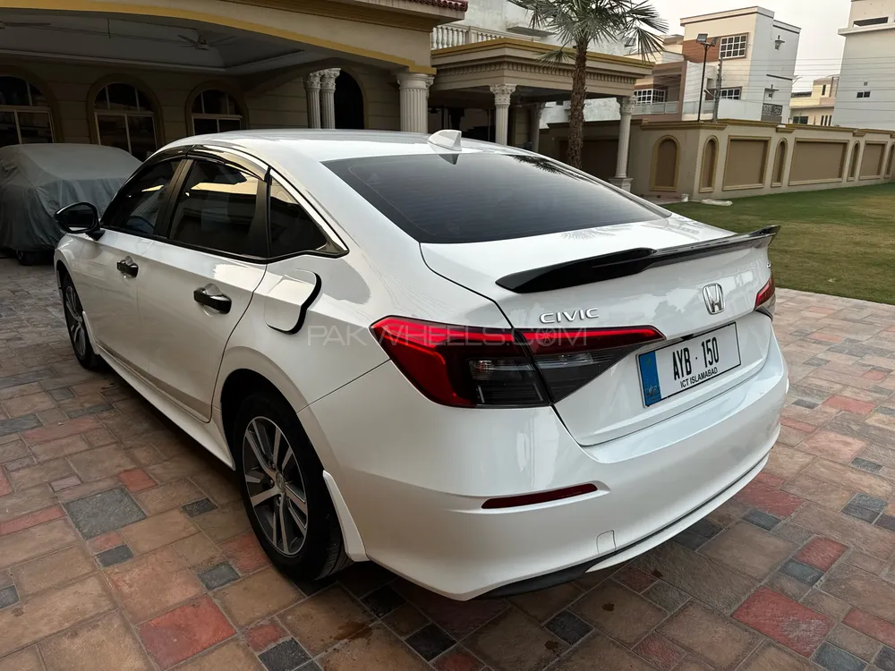 Honda Civic 2022 for Sale in Burewala Image-1