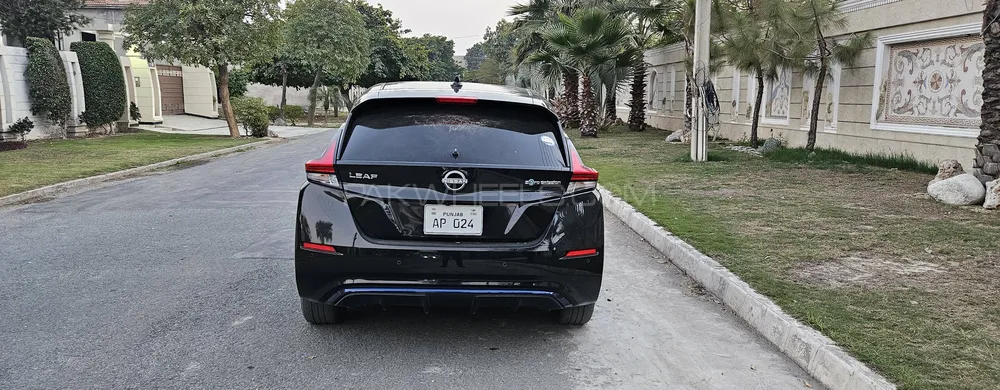Nissan Leaf 2021 for Sale in Lahore Nissan Leaf 2021 for Sale in Lahore Image-11