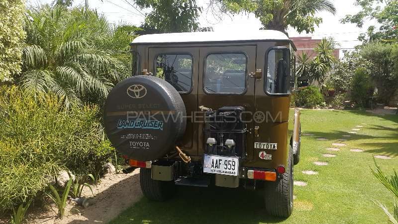 Toyota Land Cruiser 1983 for Sale in Lahore Image-1