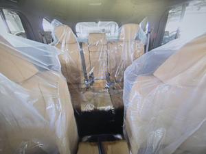 Lexus 
Lx600
2021/2022 model 
Pearl white Bruno room 
Full house 
5A grade 
3900 km
