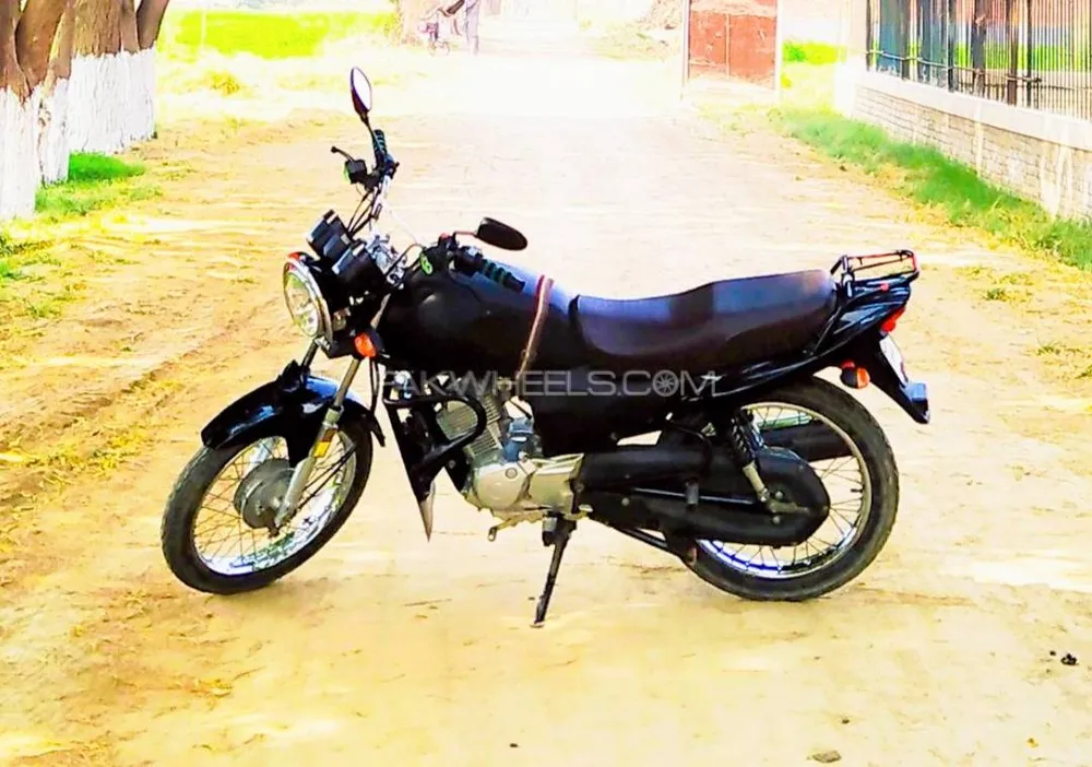 Yamaha YBR 125 2017 for Sale Image-1