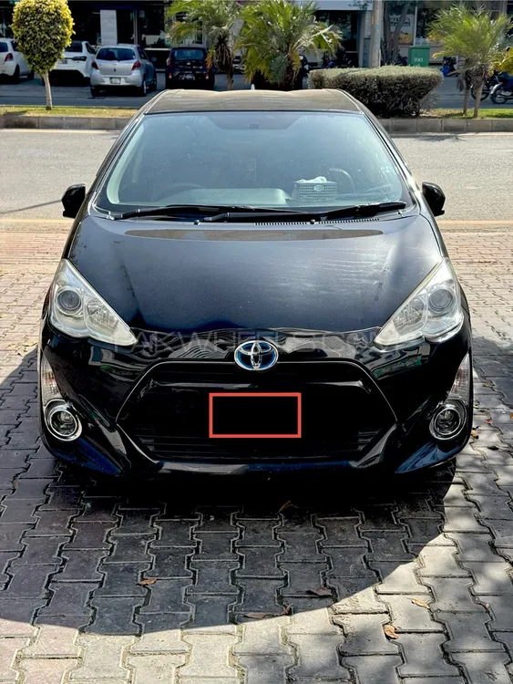 Toyota Aqua 2015 for Sale in Lahore Image-1