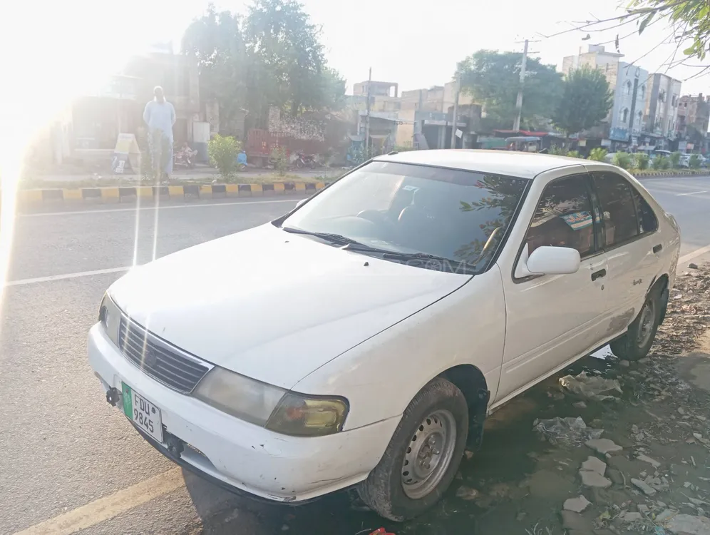 Nissan Sunny 1998 for Sale in Gujrat Image-1