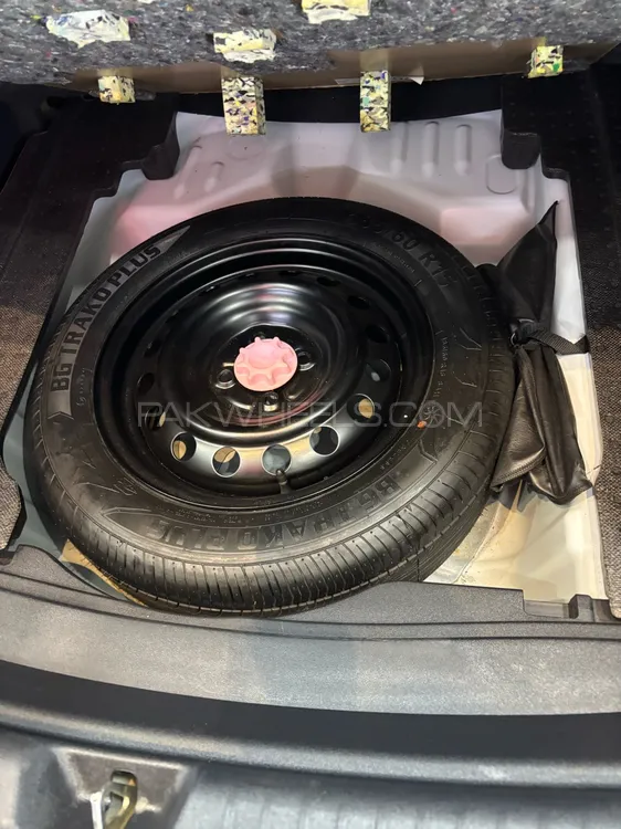 Toyota Yaris Sedan 2024 for Sale in Lahore Toyota Yaris Sedan 2024 for Sale in Lahore Image-16