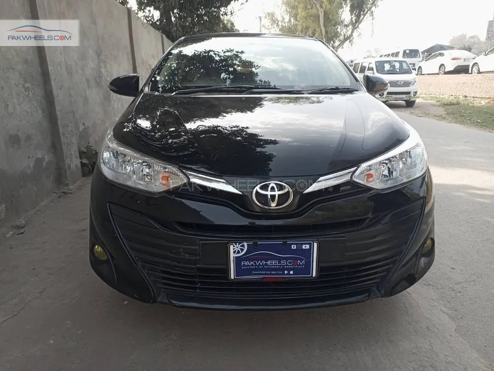 Toyota Yaris Sedan 2021 for Sale in Faisalabad Image-1